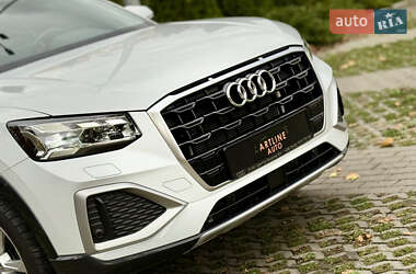 Внедорожник / Кроссовер Audi Q2 2023 в 