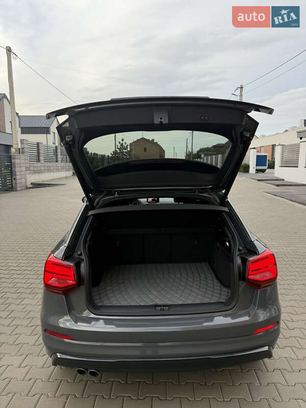 Позашляховик / Кросовер Audi Q2 2019 в Рівному