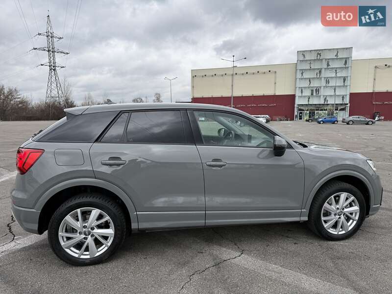 Позашляховик / Кросовер Audi Q2 2018 в Києві