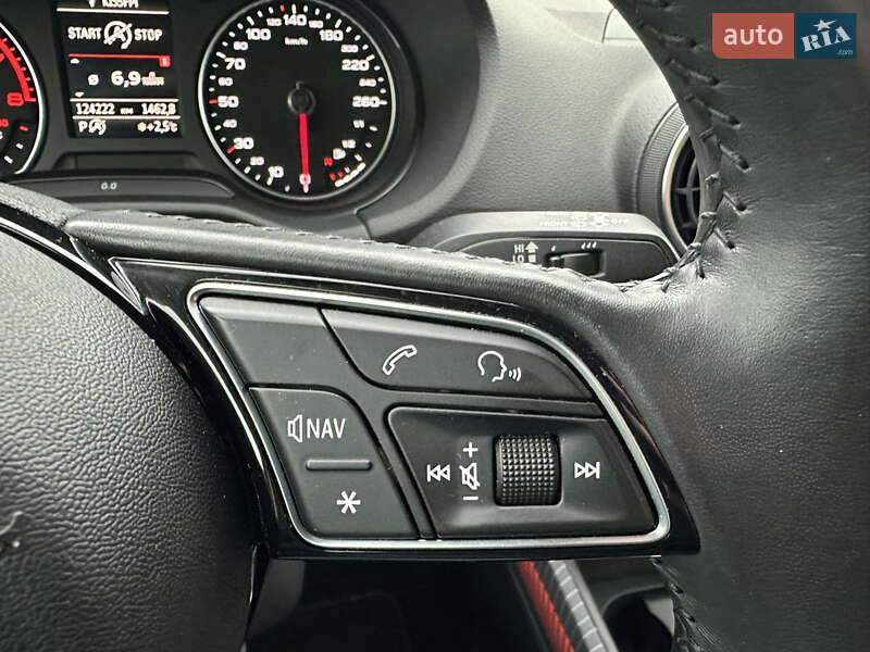 Внедорожник / Кроссовер Audi Q2 2017 в Киеве