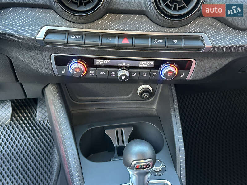 Внедорожник / Кроссовер Audi Q2 2017 в Виннице