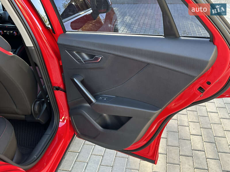 Внедорожник / Кроссовер Audi Q2 2017 в Виннице