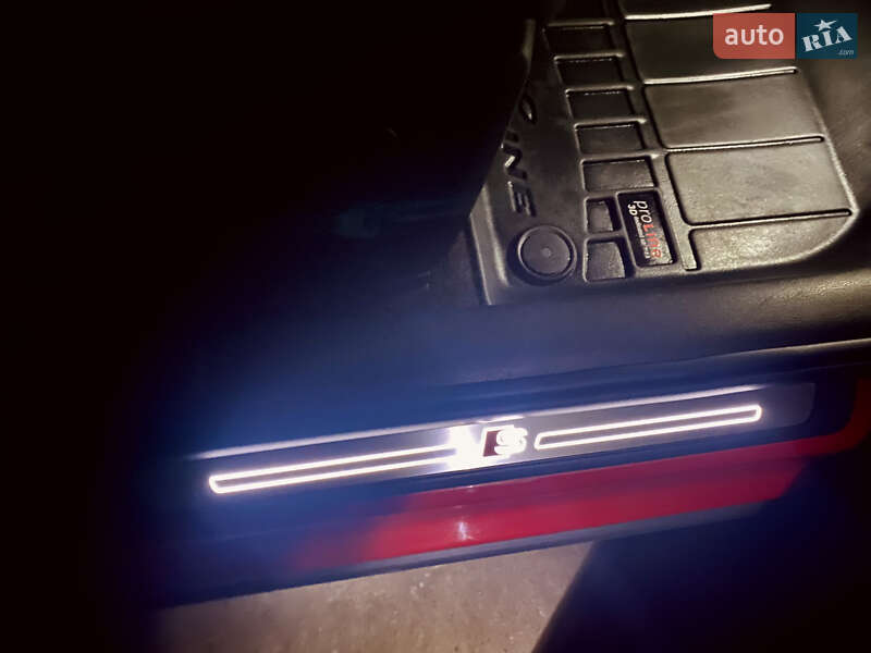 Внедорожник / Кроссовер Audi Q2 2016 в Одессе