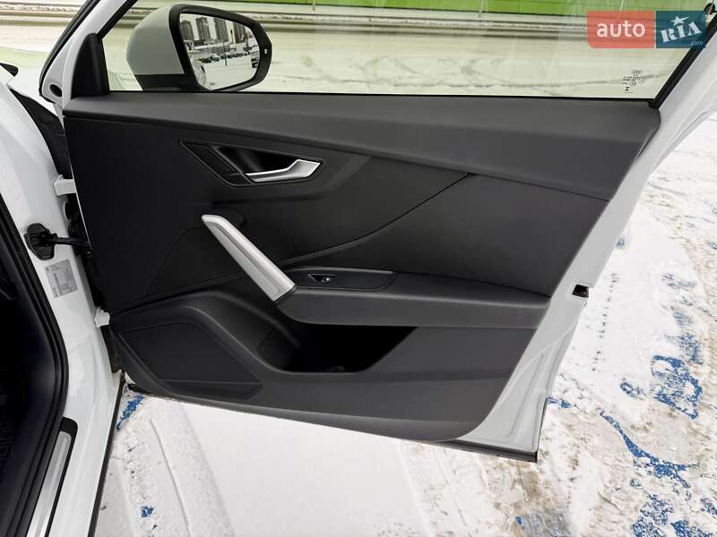 Позашляховик / Кросовер Audi Q2 2023 в Києві