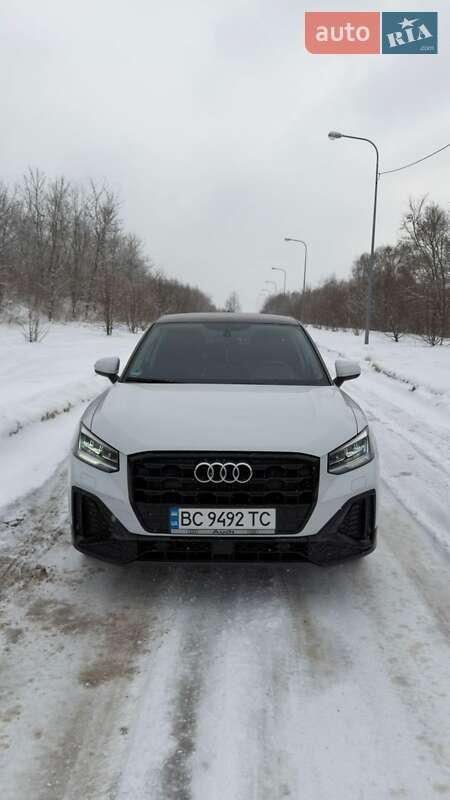 Позашляховик / Кросовер Audi Q2 2021 в Львові