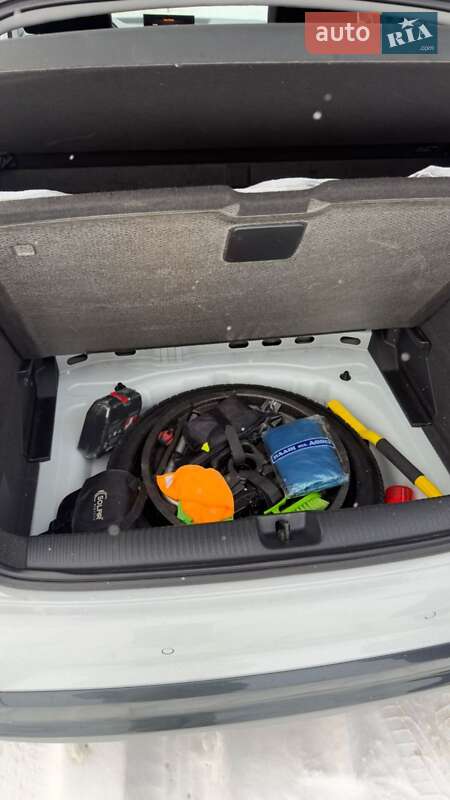 Позашляховик / Кросовер Audi Q2 2021 в Львові