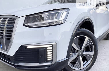 Audi Q2L e-tron 2019 Audi Q2L e-tron 2019