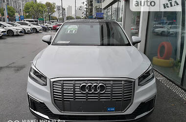 Внедорожник / Кроссовер Audi Q2L e-tron 2019 в 