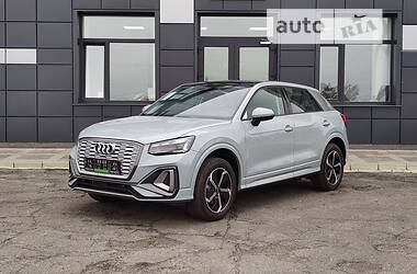Audi Q2L e-tron 2022 Audi Q2L e-tron 2022