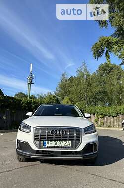 Внедорожник / Кроссовер Audi Q2L e-tron 2021 в Днепре