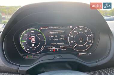 Внедорожник / Кроссовер Audi Q2L e-tron 2021 в 