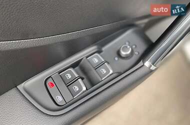 Внедорожник / Кроссовер Audi Q2L e-tron 2021 в 