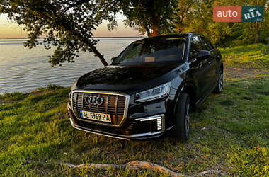 Audi Q2L e-tron 2021 Audi Q2L e-tron 2021
