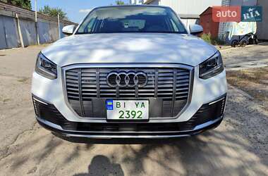 Audi Q2L e-tron 2021 Audi Q2L e-tron 2021