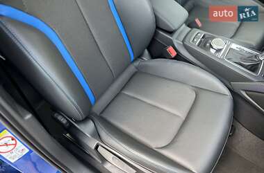 Позашляховик / Кросовер Audi Q2L e-tron 2021 в 