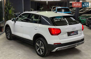 Позашляховик / Кросовер Audi Q2L e-tron 2021 в 