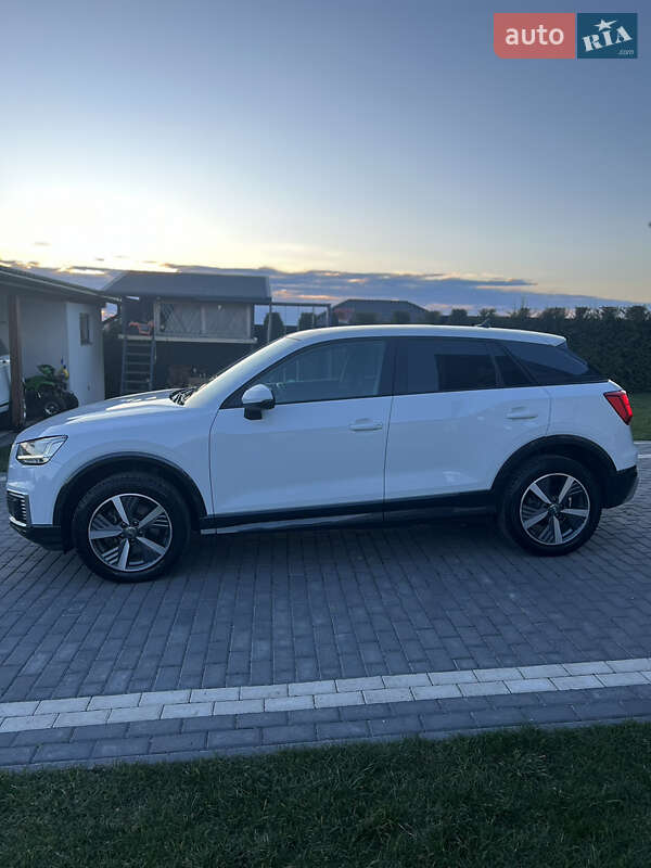 Позашляховик / Кросовер Audi Q2L e-tron 2021 в Тернополі
