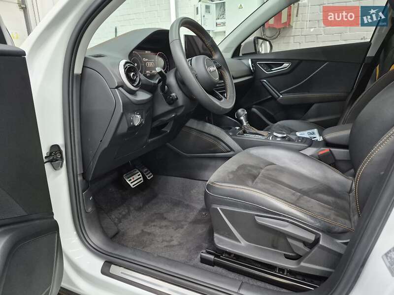 Внедорожник / Кроссовер Audi Q2L e-tron 2022 в Киеве фото 4 Внедорожник / Кроссовер Audi Q2L e-tron 2022 в Киеве