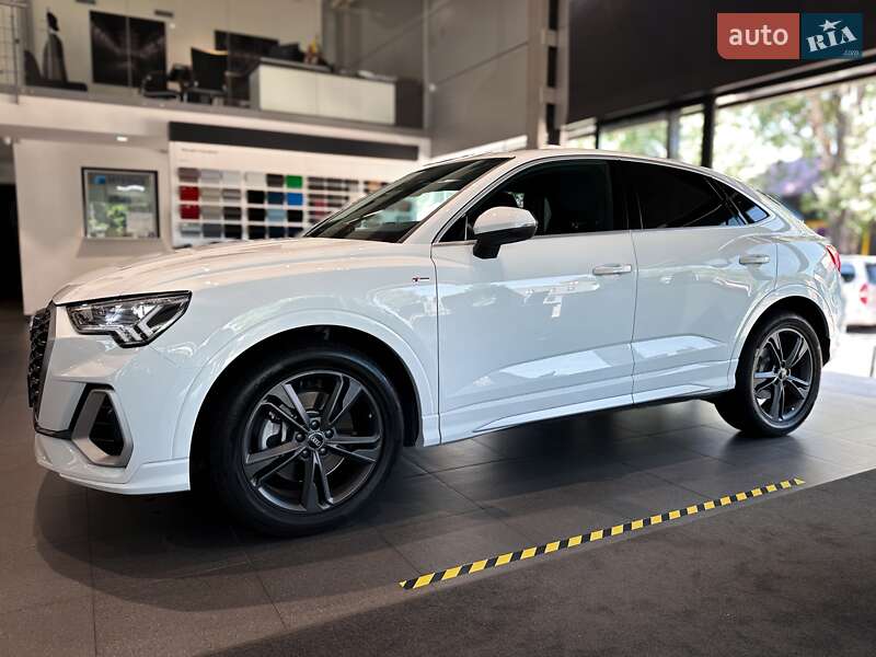 Позашляховик / Кросовер Audi Q3 Sportback 2022 в Одесі