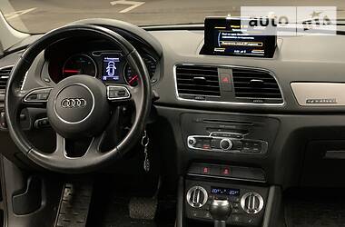 Позашляховик / Кросовер Audi Q3 2015 в Дніпрі