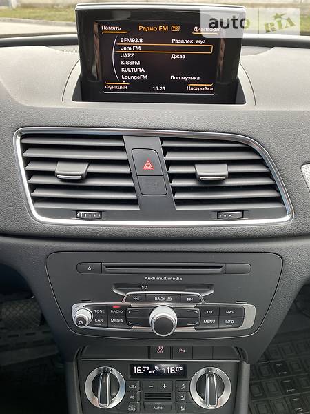 Позашляховик / Кросовер Audi Q3 2013 в Києві