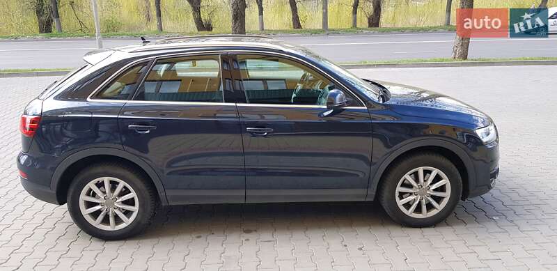 Внедорожник / Кроссовер Audi Q3 2014 в Луцке