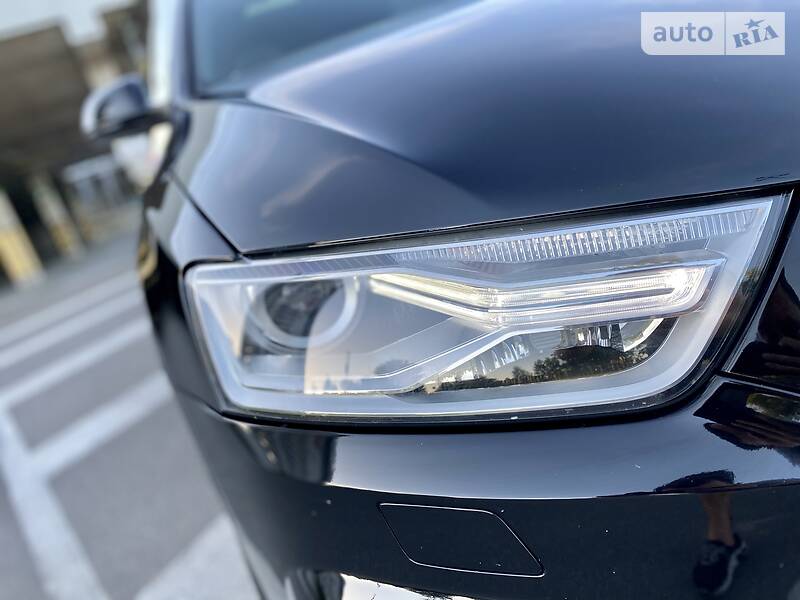 Позашляховик / Кросовер Audi Q3 2017 в Києві