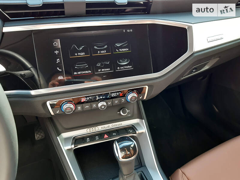 Внедорожник / Кроссовер Audi Q3 2020 в Хмельницком