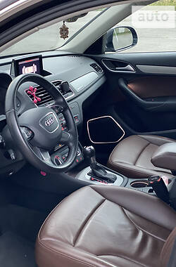 Внедорожник / Кроссовер Audi Q3 2012 в Коломые