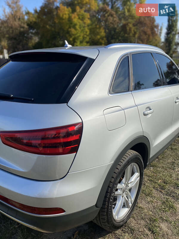 Внедорожник / Кроссовер Audi Q3 2012 в Александрие