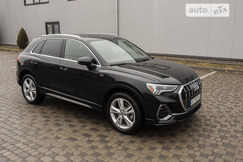 Позашляховик / Кросовер Audi Q3 2019 в Львові