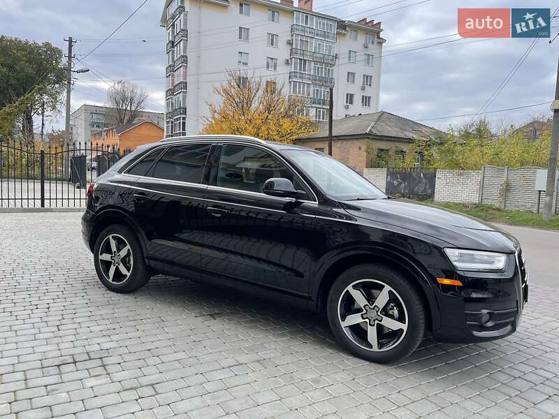 Внедорожник / Кроссовер Audi Q3 2015 в Кременчуге