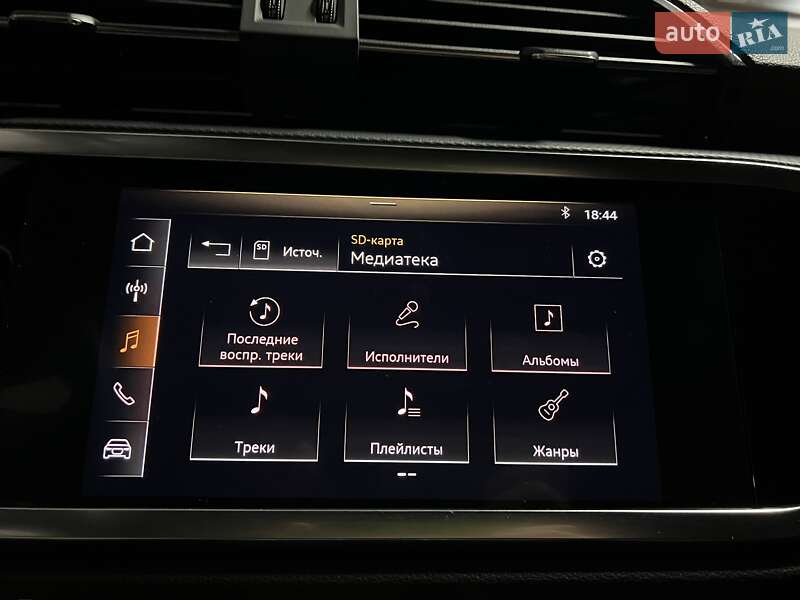 Внедорожник / Кроссовер Audi Q3 2019 в Киеве