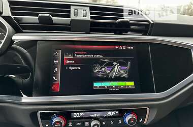 Внедорожник / Кроссовер Audi Q3 2020 в 