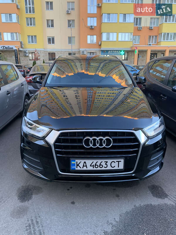 Внедорожник / Кроссовер Audi Q3 2016 в Киеве
