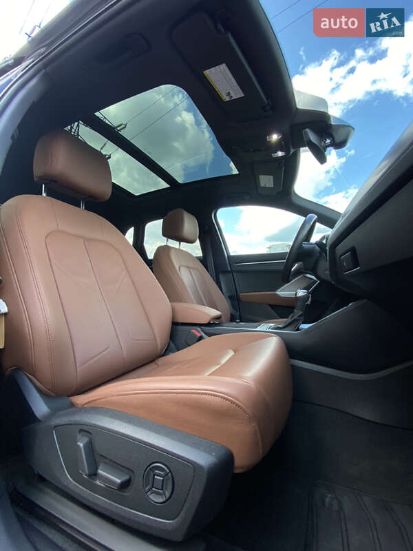 Позашляховик / Кросовер Audi Q3 2019 в Львові