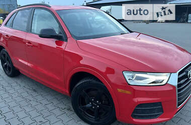 Позашляховик / Кросовер Audi Q3 2017 в Львові