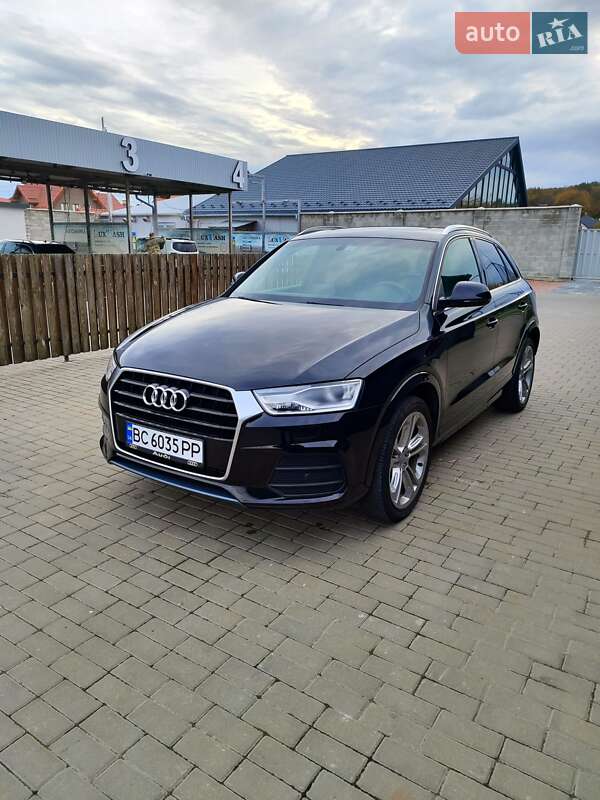 Внедорожник / Кроссовер Audi Q3 2016 в Львове