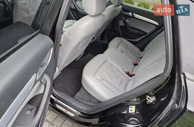 Внедорожник / Кроссовер Audi Q3 2017 в 