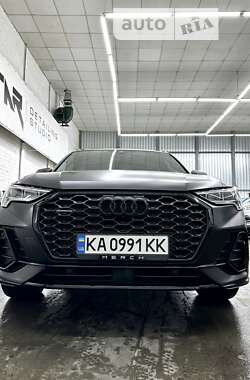Внедорожник / Кроссовер Audi Q3 2021 в Киеве