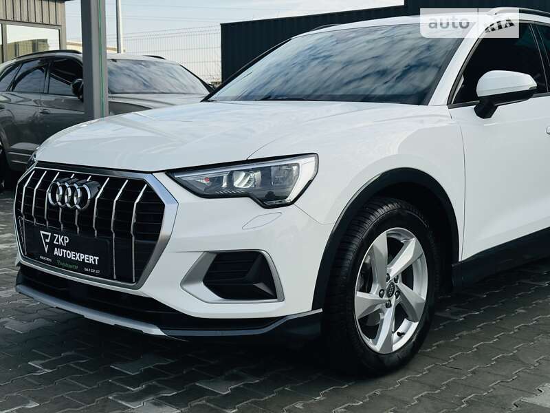 Позашляховик / Кросовер Audi Q3 2019 в Мукачевому
