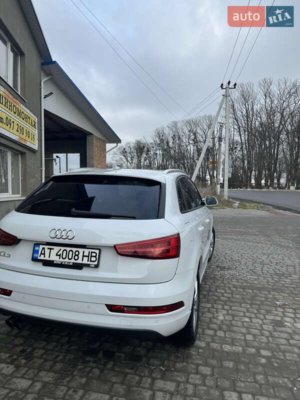 Внедорожник / Кроссовер Audi Q3 2017 в Ивано-Франковске