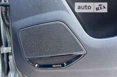 Внедорожник / Кроссовер Audi Q3 2022 в 