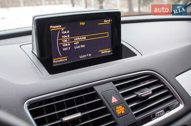 Внедорожник / Кроссовер Audi Q3 2016 в 