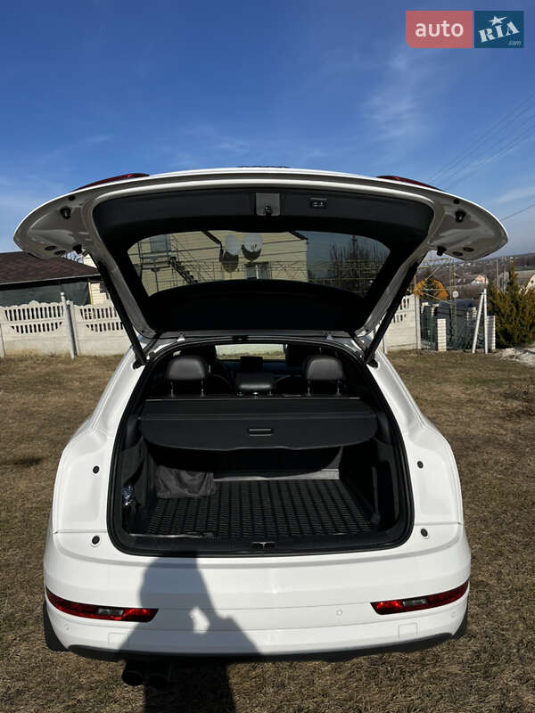 Внедорожник / Кроссовер Audi Q3 2016 в Харькове