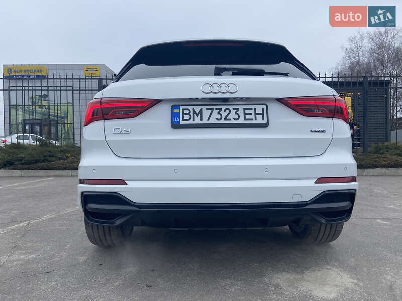 Внедорожник / Кроссовер Audi Q3 2020 в Сумах