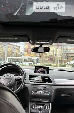 Внедорожник / Кроссовер Audi Q3 2016 в Днепре