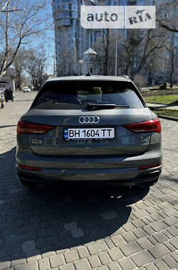 Позашляховик / Кросовер Audi Q3 2020 в Одесі