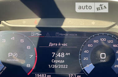 Внедорожник / Кроссовер Audi Q3 2021 в Стрые
