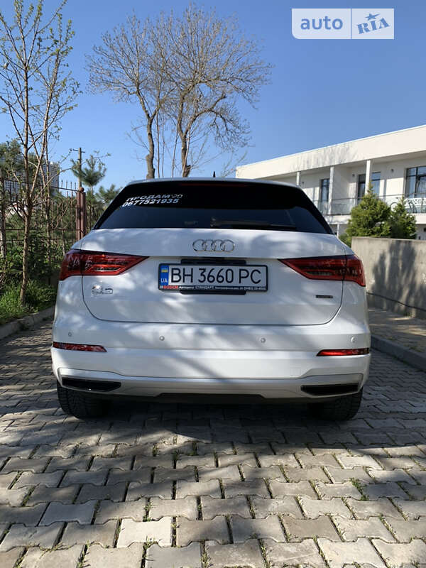 Внедорожник / Кроссовер Audi Q3 2019 в Одессе